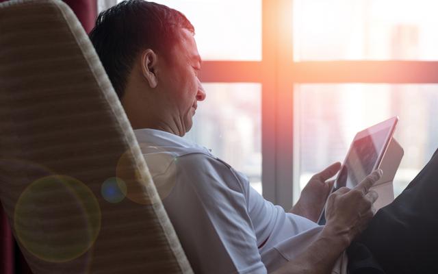 L.E.A.D.E.R. -  eSIM adoption, opportunities & benchmarking